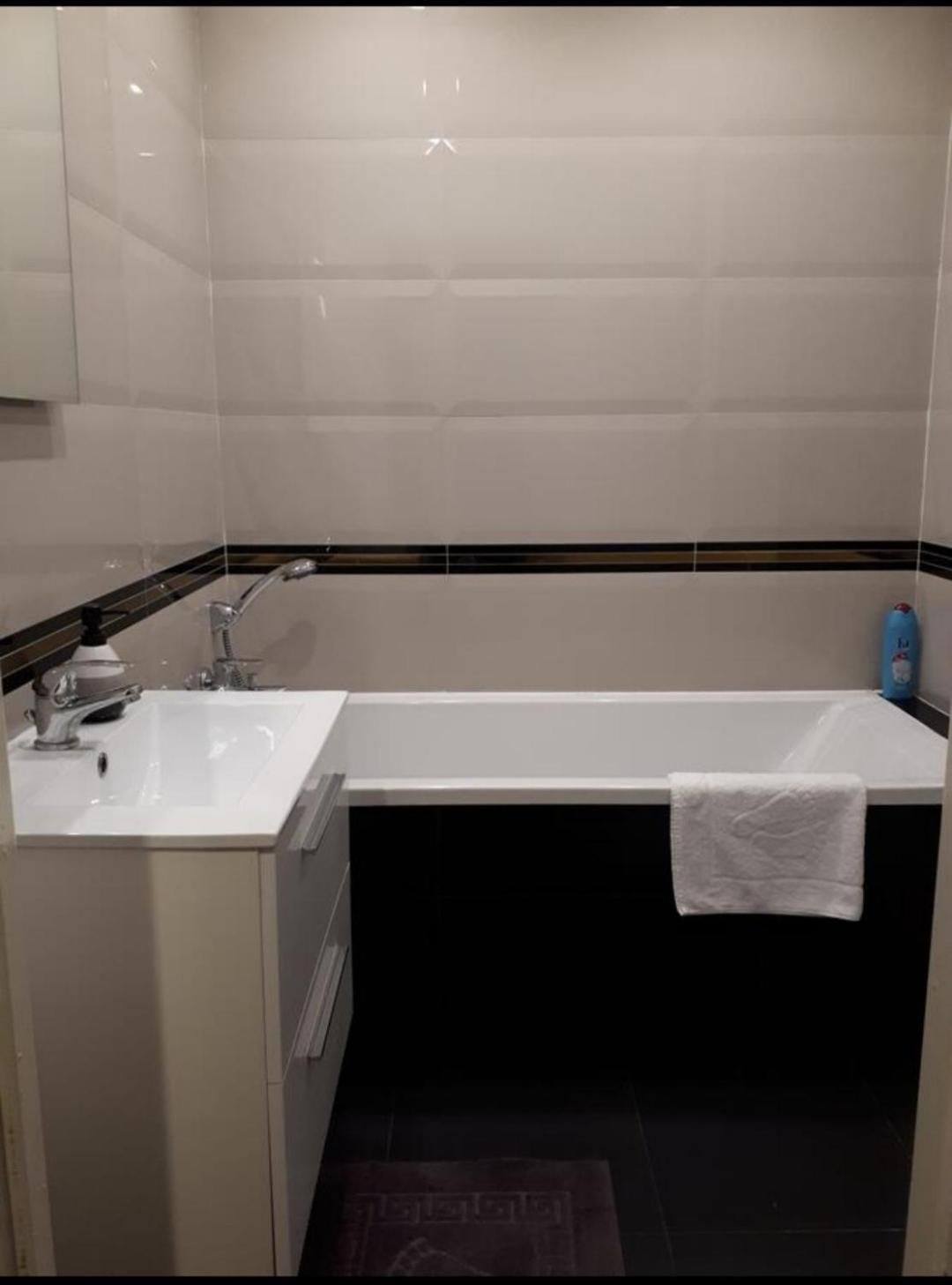Apartament Blisko Centrum Miasta Zielona Góra Buitenkant foto